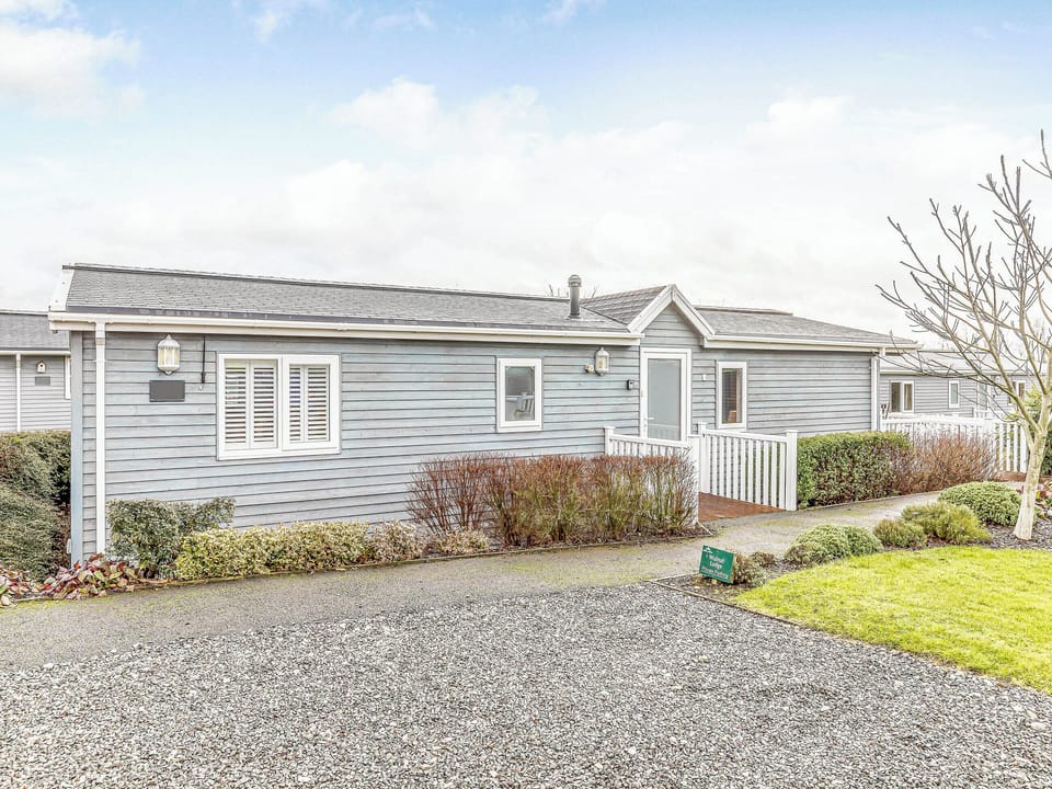 Double bedroom | Walnut Lodge, Mercia Marina, Willington