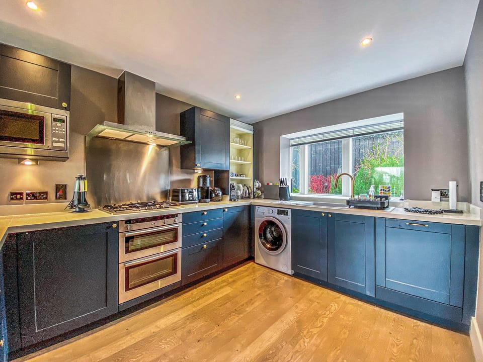 Kitchen area | Linnet Cottage, South Cerney