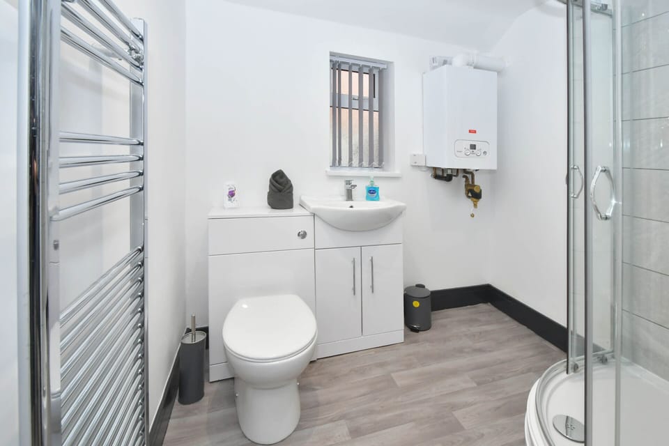Townhouse @ 101 Lord Street Crewe House in Crewe