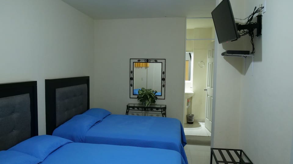 Business Room, 2 Double Beds | Premium bedding, free WiFi