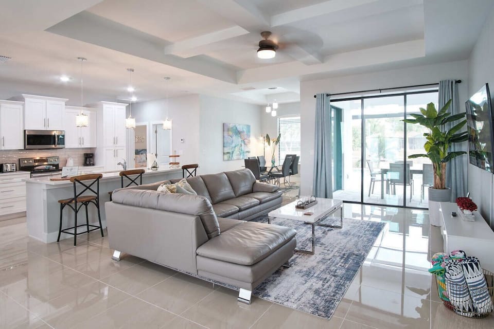 Villa Turtle Bay - Open Floor Plan/Sliders