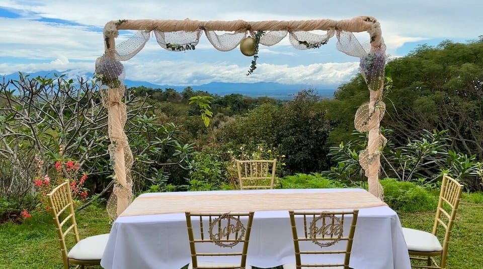 Bella Vista makes a wonderful wedding venue or retreat space.