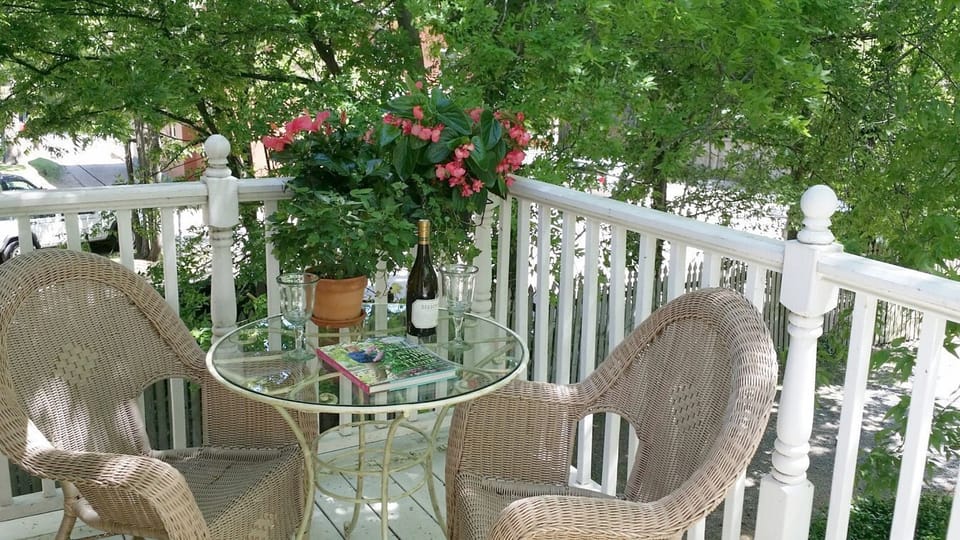 Balcony with table & chairs is perfect with dining & drinks