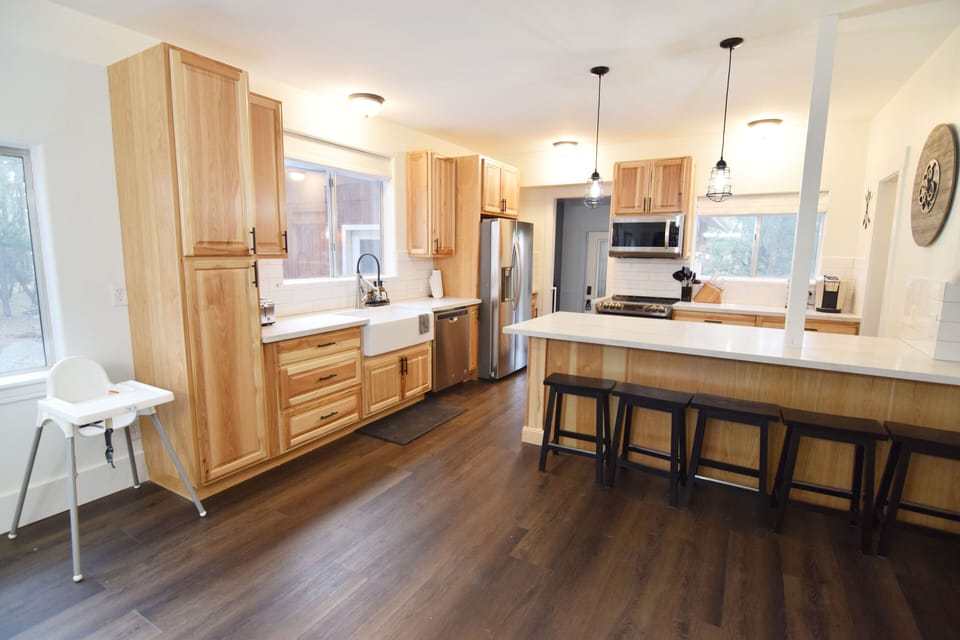 Fully stocked kitchen ready for your culinary masterpieces.