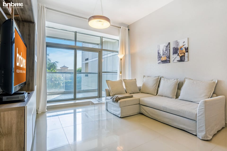 Premium Apartment | Living area | 32-inch Smart TV with cable channels, TV