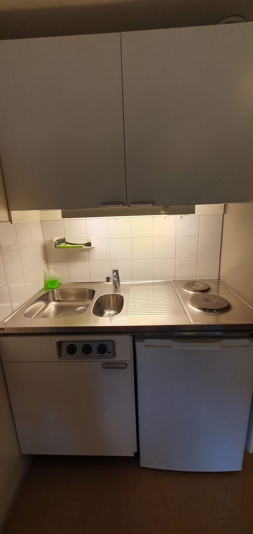 Family Room | Desk, WiFi (free), individually decorated, bed sheets