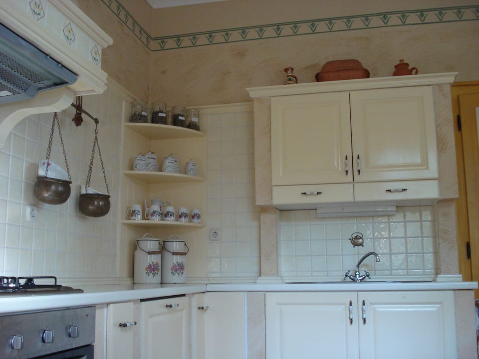 Cottage (Two Bedroom Country House) | Private kitchen | Fridge