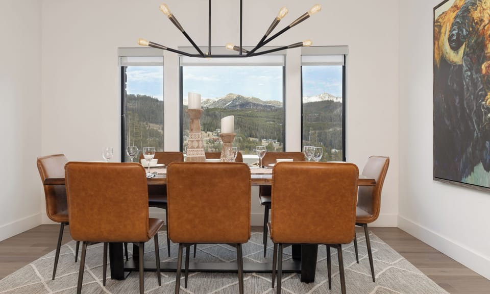 BH 5 Slalom 202 dining2