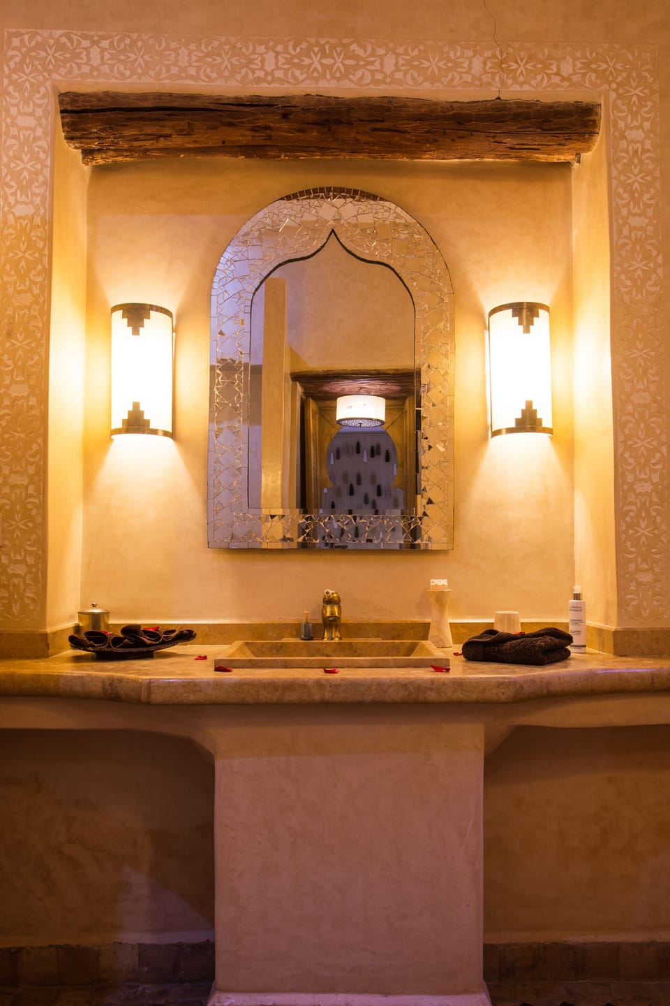 Junior Suite | Bathroom | Bathrobes, towels