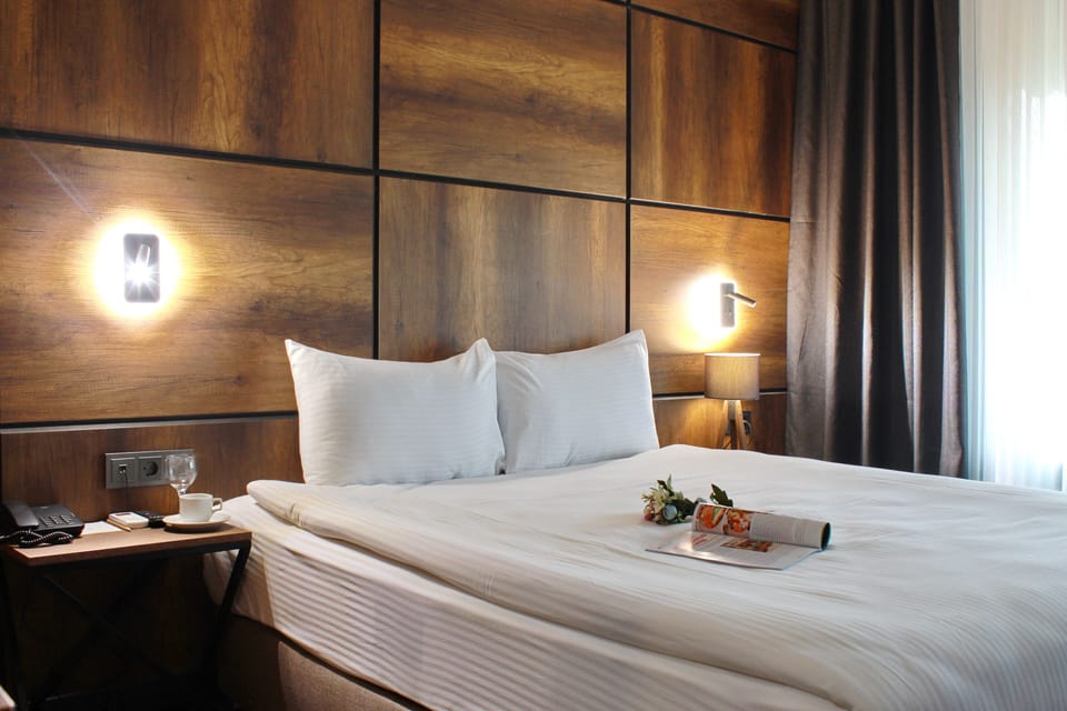 Standard Room 1 | Blackout drapes, soundproofing, iron/ironing board, free WiFi