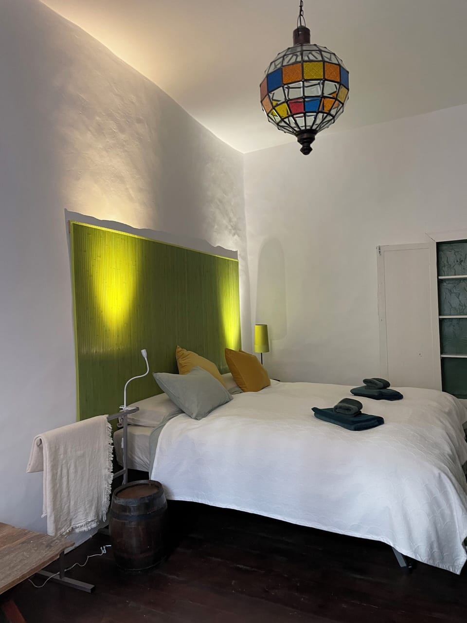 Standard Twin Room | Minibar, laptop workspace, iron/ironing board, free WiFi