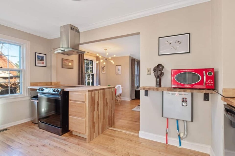 With a new convection oven and cooktop that is flush with the butcher block countertops, you can pretend you are at a Japanese steakhouse and cook up a feast right in front of your hungry friends and family who are sitting at the bar.