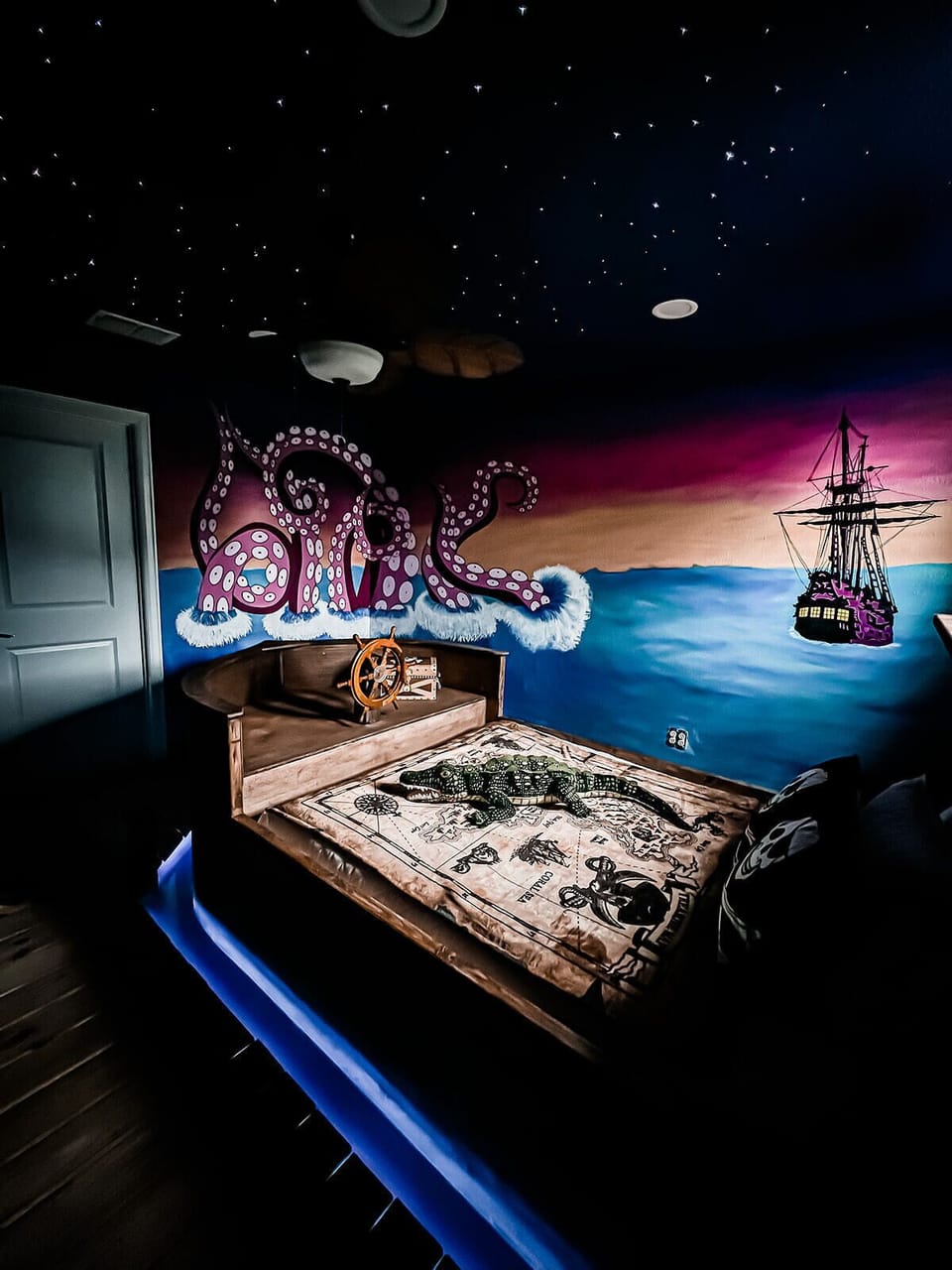 Pirates Bedroom (3)