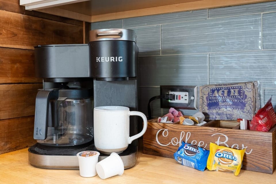 Keurig K-Kup and Caraffe