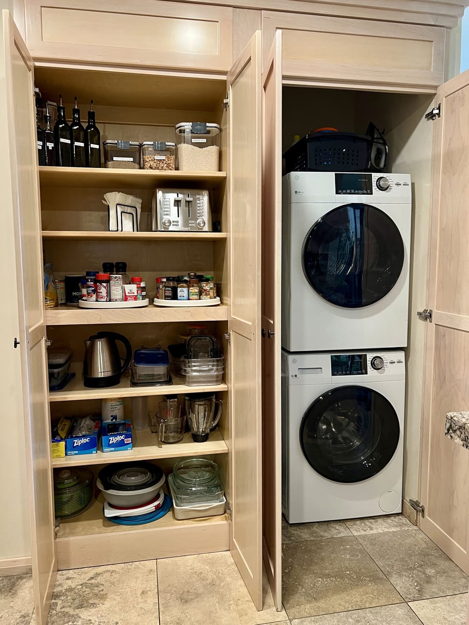 Well stocked kitchen and new stackable washer/dryer.