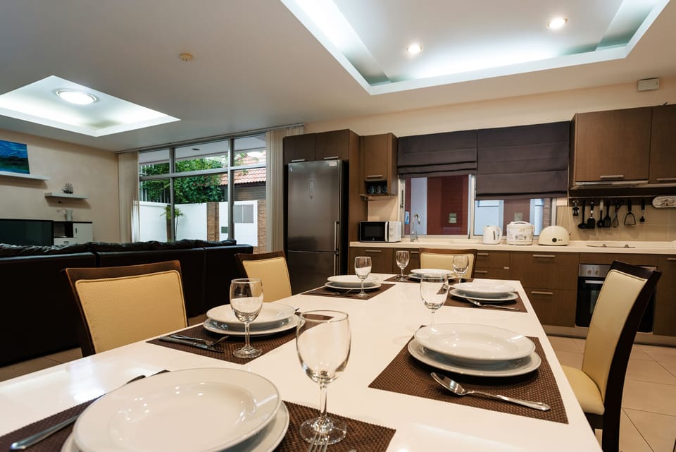 Family Villa | Dining room