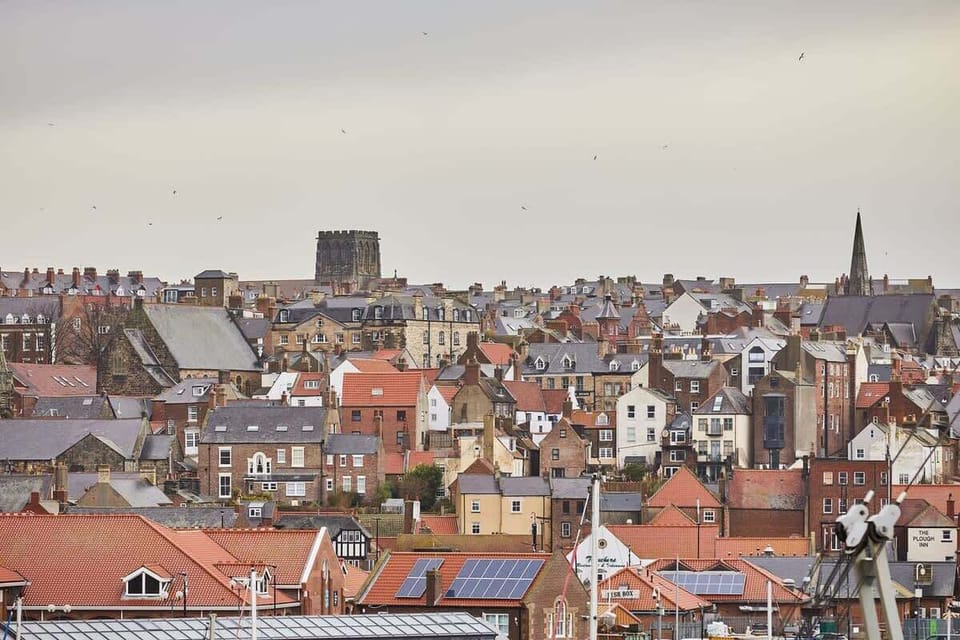 Harbour Mist Cottage, Whitby - Host & Stay