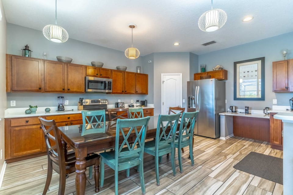 Experience a home-cooked meal in this modern and stylish kitchen space
