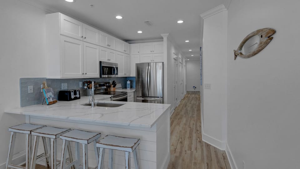 Monterey C301 Kitchen