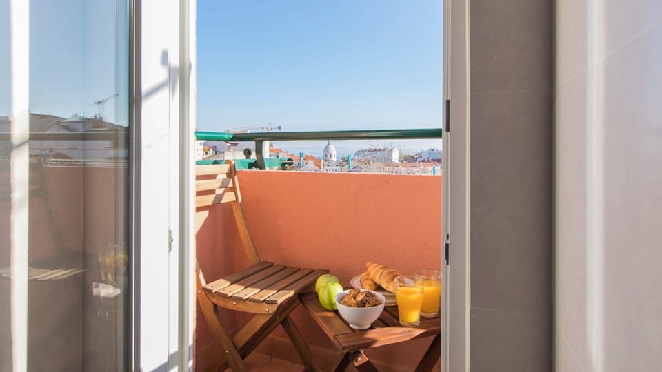 Imagine yourself here enjoying a good conversation with your loved ones...