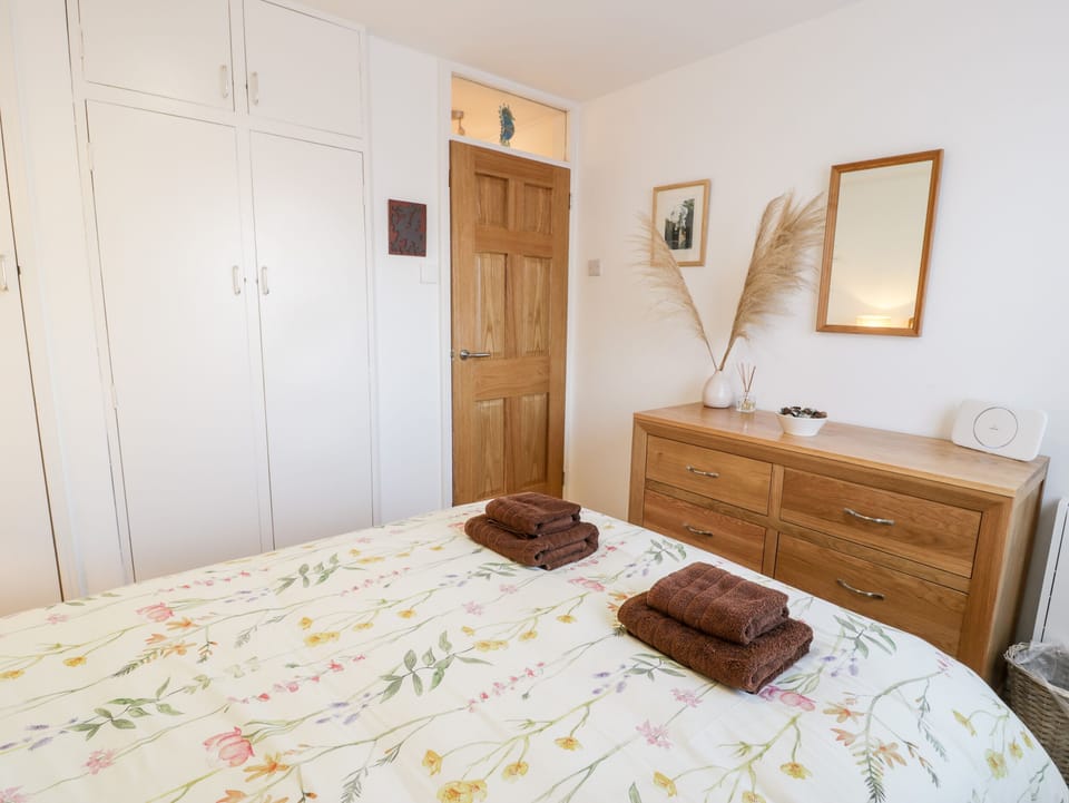 48A South Snowdon Wharf Cottage in Porthmadog