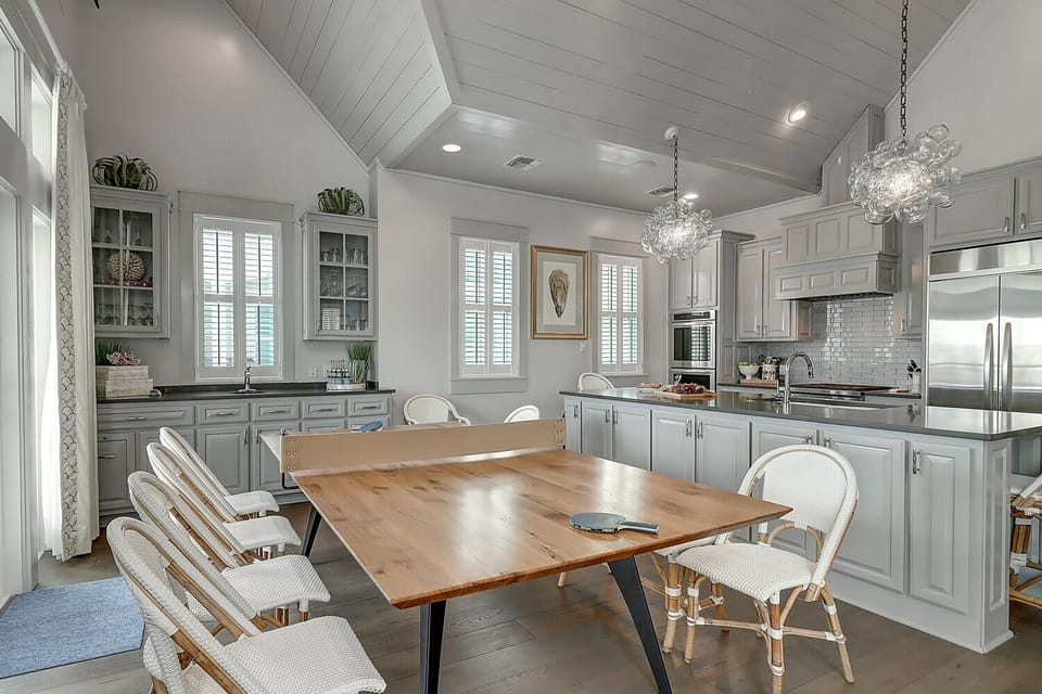 2nd Floor Dining/Ping Pong and Wet Bar