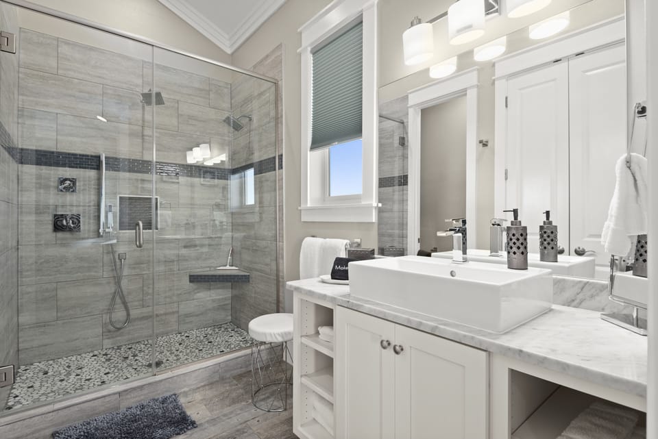 3rd floor east master walk-in shower with rain head