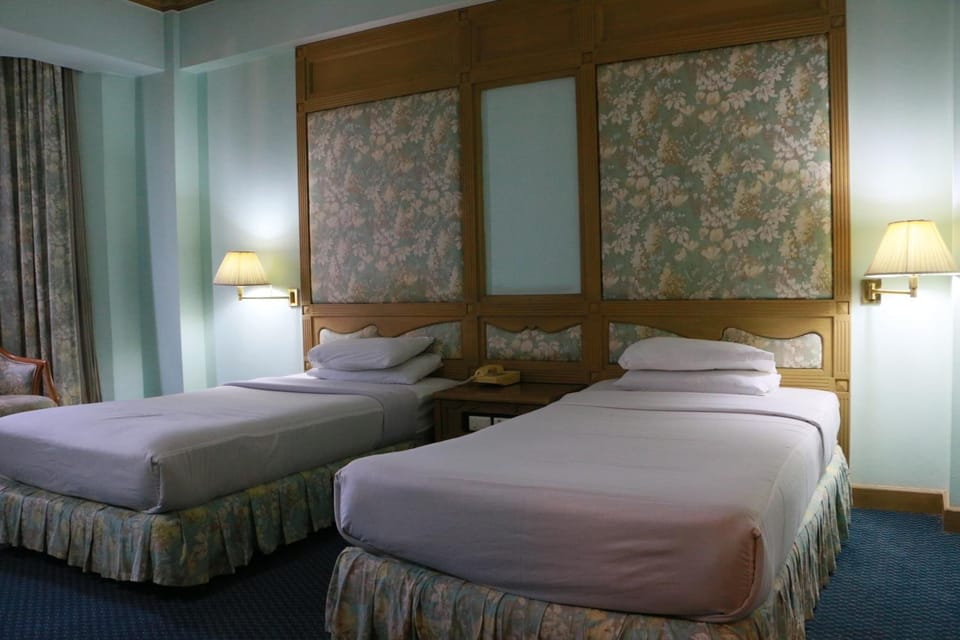 Desk, blackout drapes, rollaway beds, free WiFi