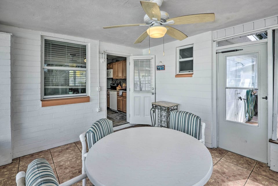 Screened Porch