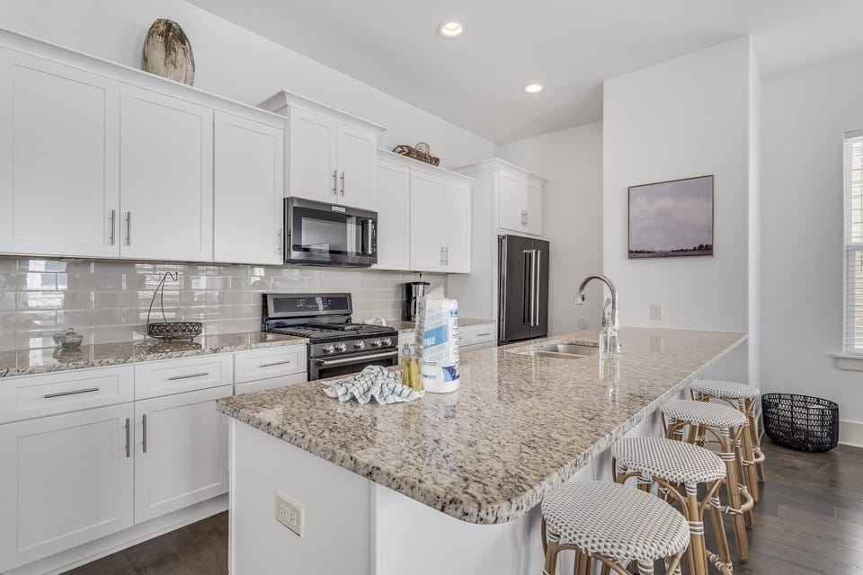 Plenty of Counter Space! 
