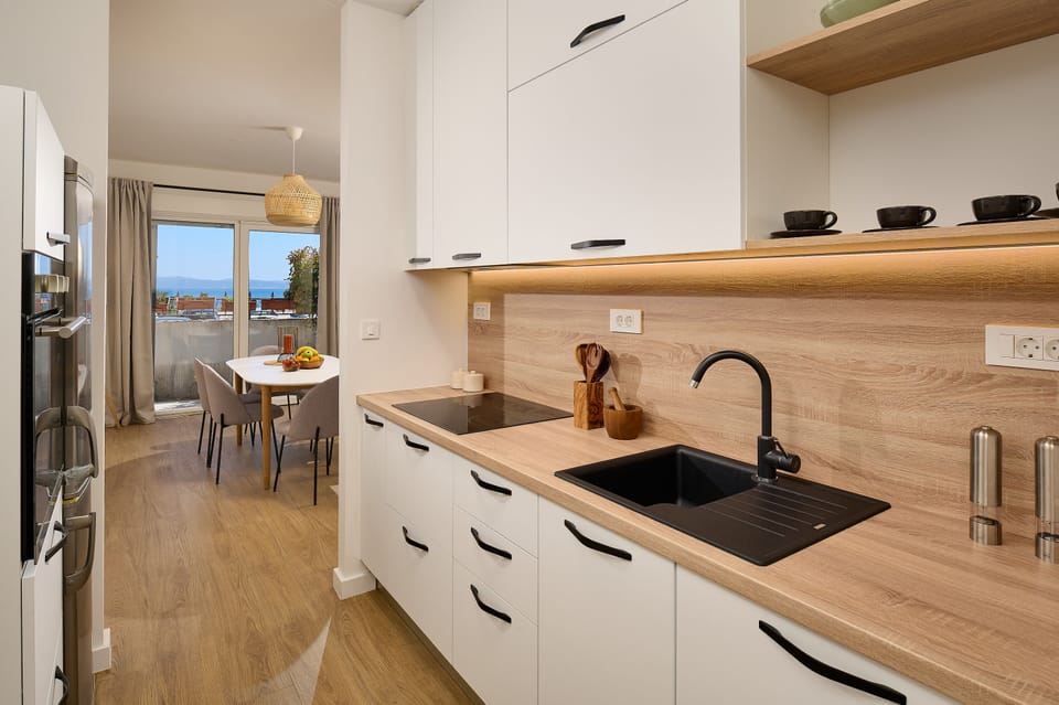 Apartment, 2 Bedrooms, Terrace, Ground Floor | Private kitchen | Full-size fridge, oven, stovetop, dishwasher