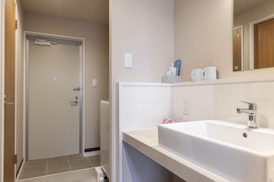 Double Room | Bathroom