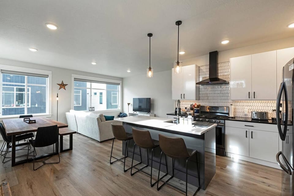 View of Kitchen and Living Area ( Main Floor, Level 2) 