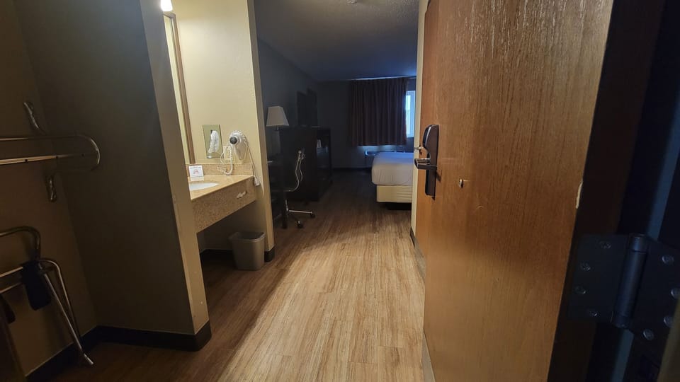 Room, 1 King Bed, Accessible, Non Smoking | Desk, laptop workspace, blackout drapes, iron/ironing board