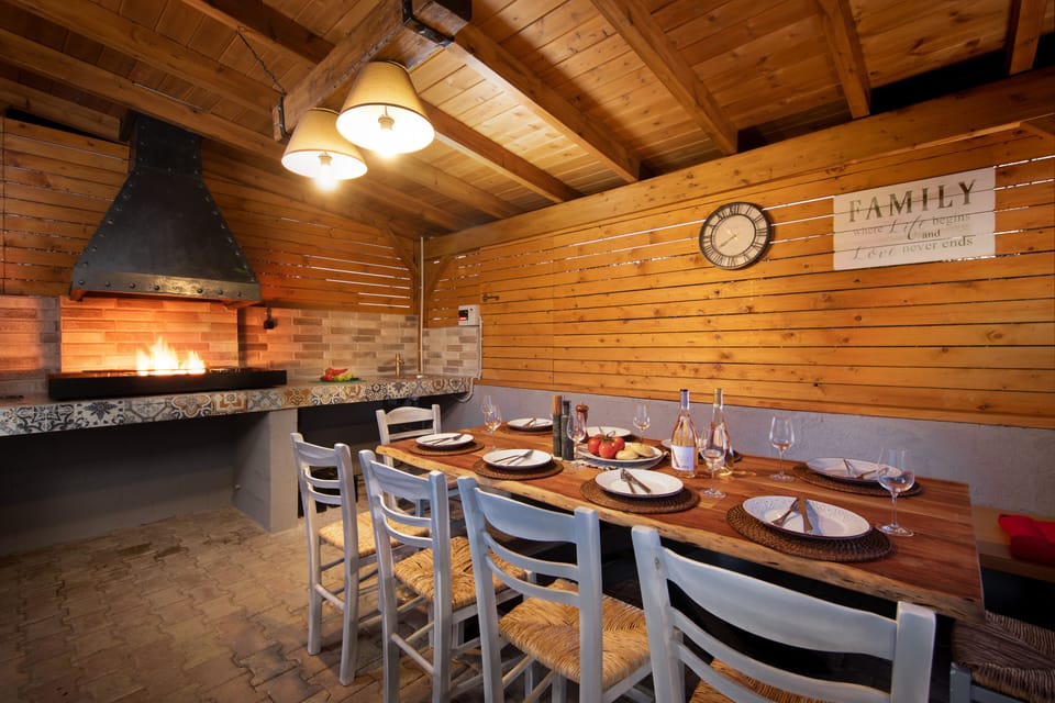 BBQ/picnic area