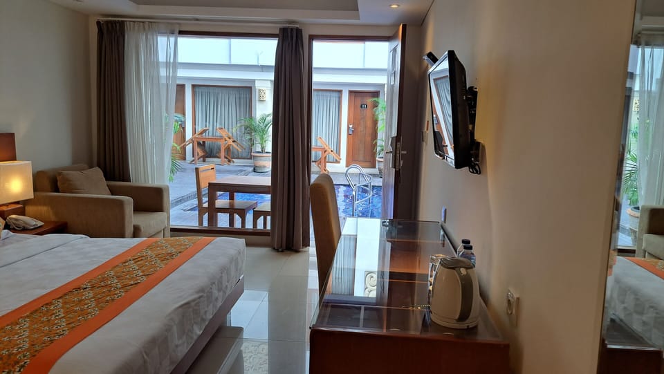 Deluxe Room, Pool Access | View from room