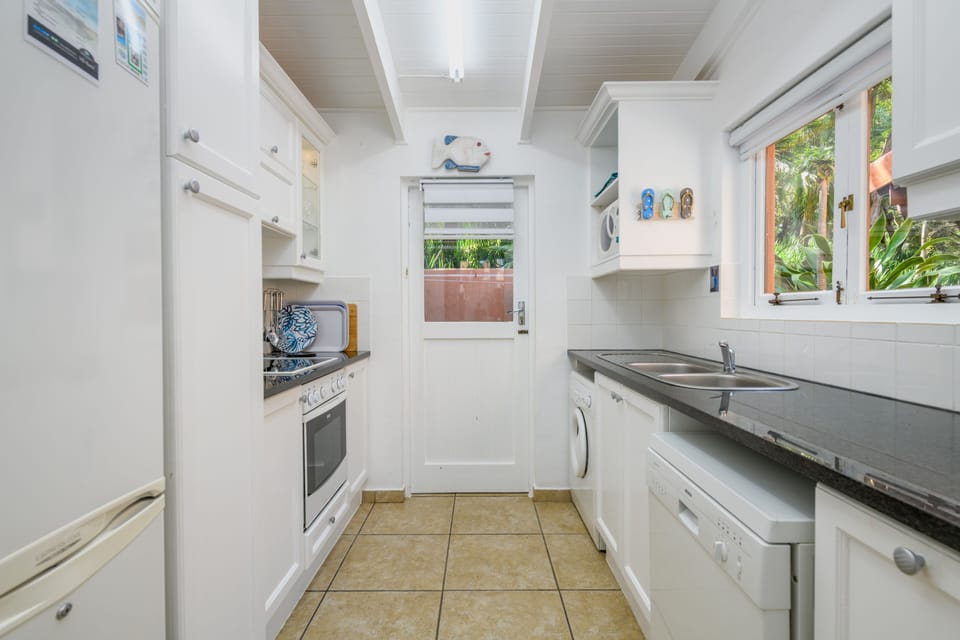 Superior Villa | Private kitchen | Electric kettle