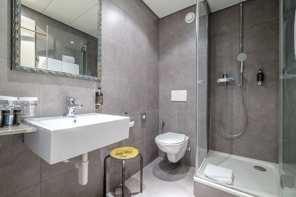 Hair dryer, towels