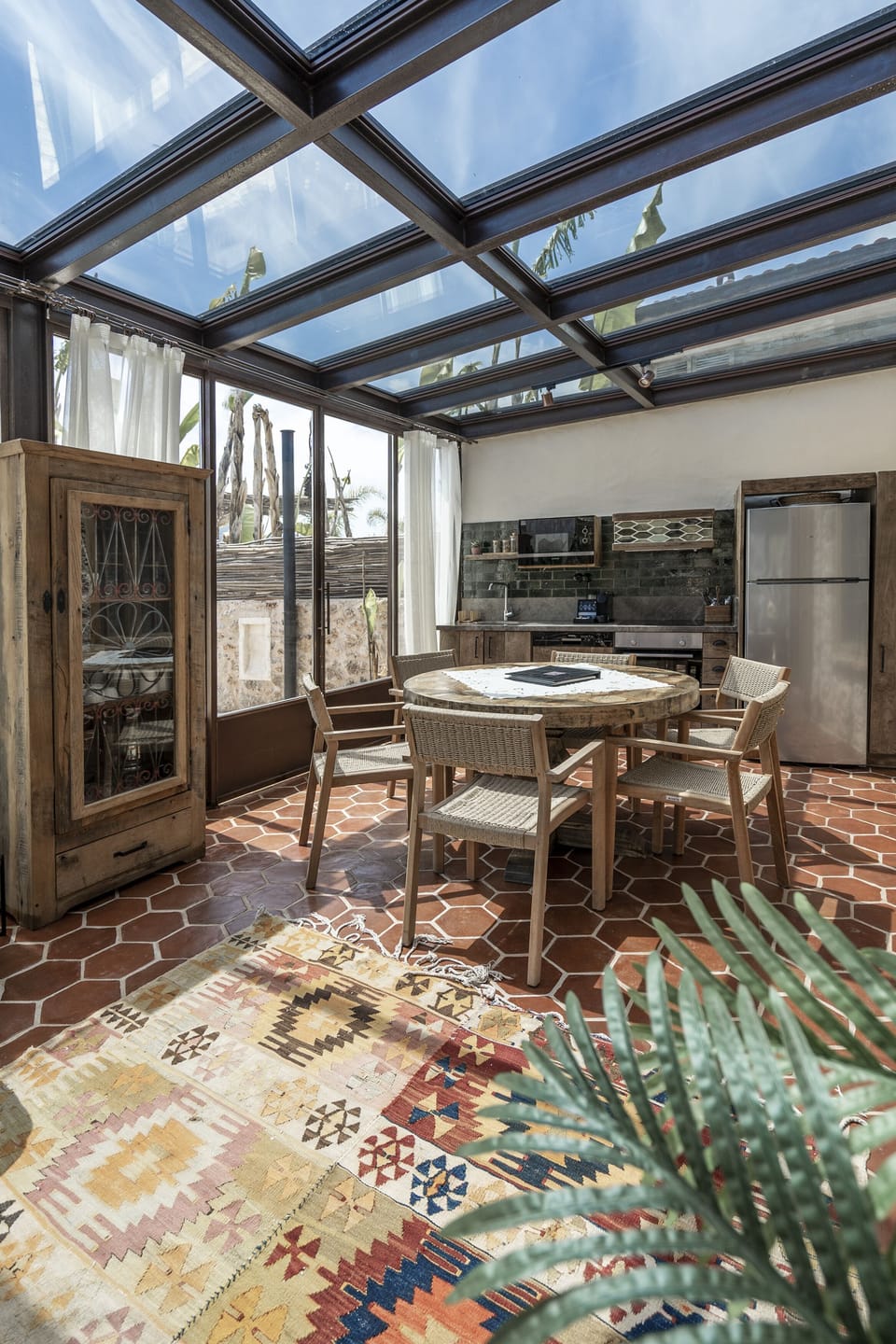 Villa Flora | Private kitchen | Espresso maker, coffee/tea maker, full-size fridge, microwave