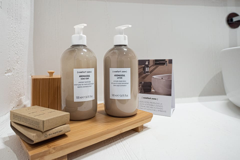 Room amenity