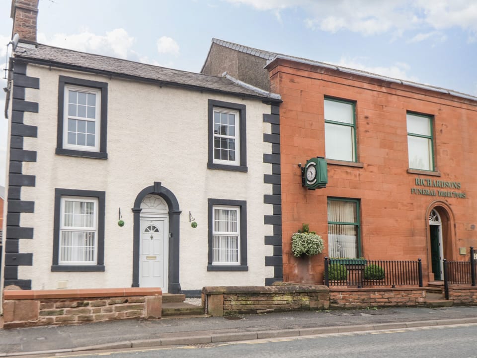Cottage | Front of property
