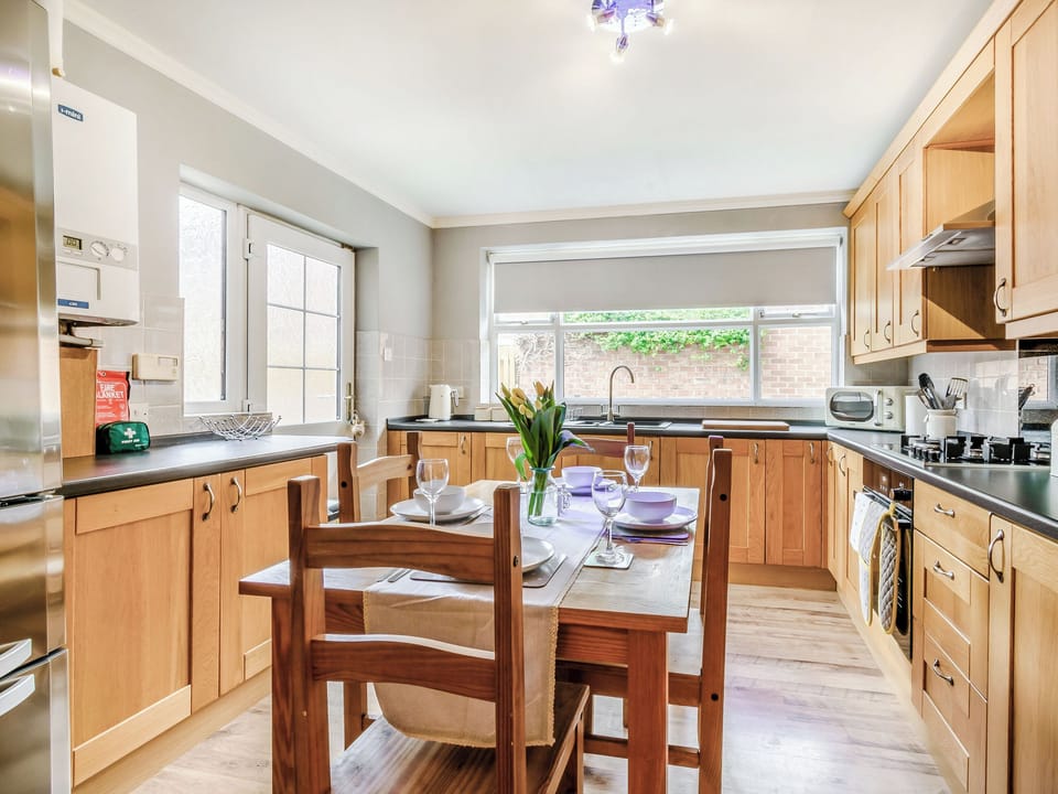 Kitchen/diner | Queen B&rsquo;s, Bridlington