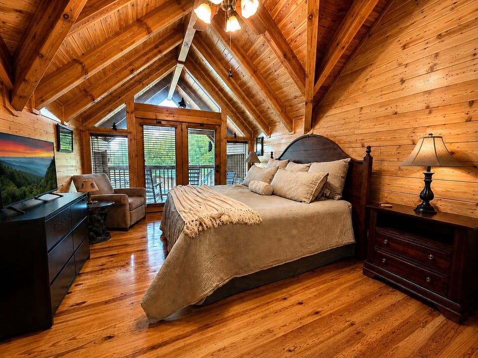 primary king bedroom