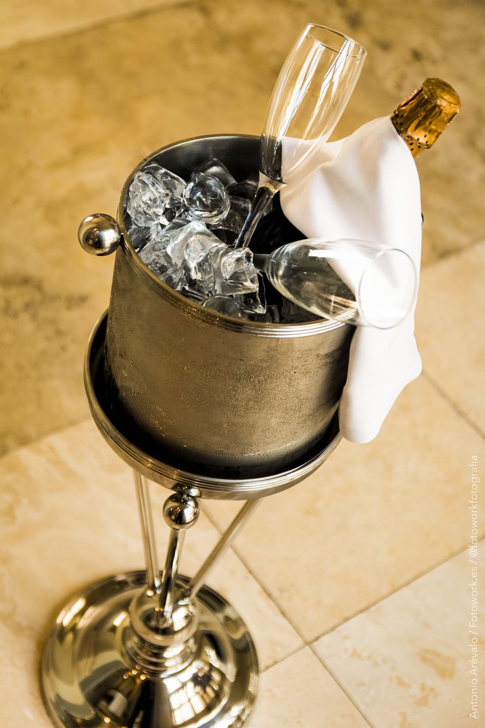 Suite | In-room dining