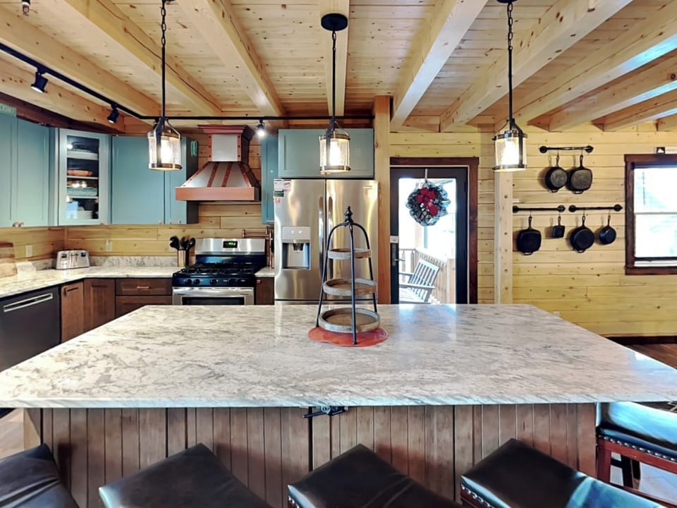 House (5 Bedrooms) | Property amenity
