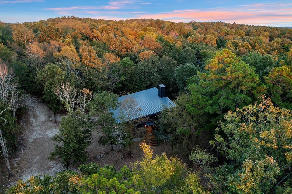 Outdoor Retreat: Nestled among the trees, perfect for nature lovers seeking tranquility and adventure!