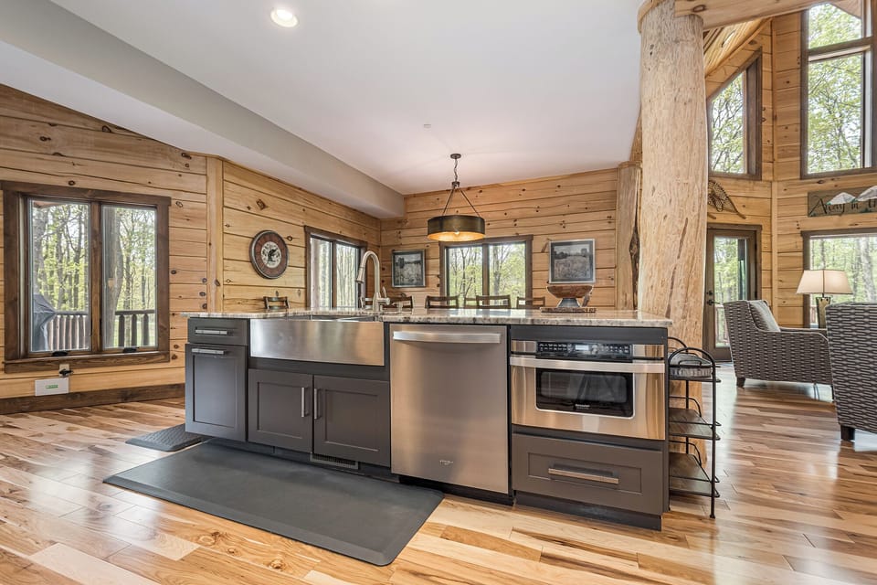 House (5 Bedrooms) | Property amenity