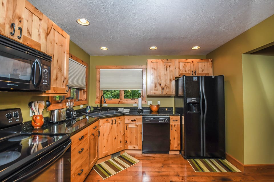 House (4 Bedrooms) | Property amenity