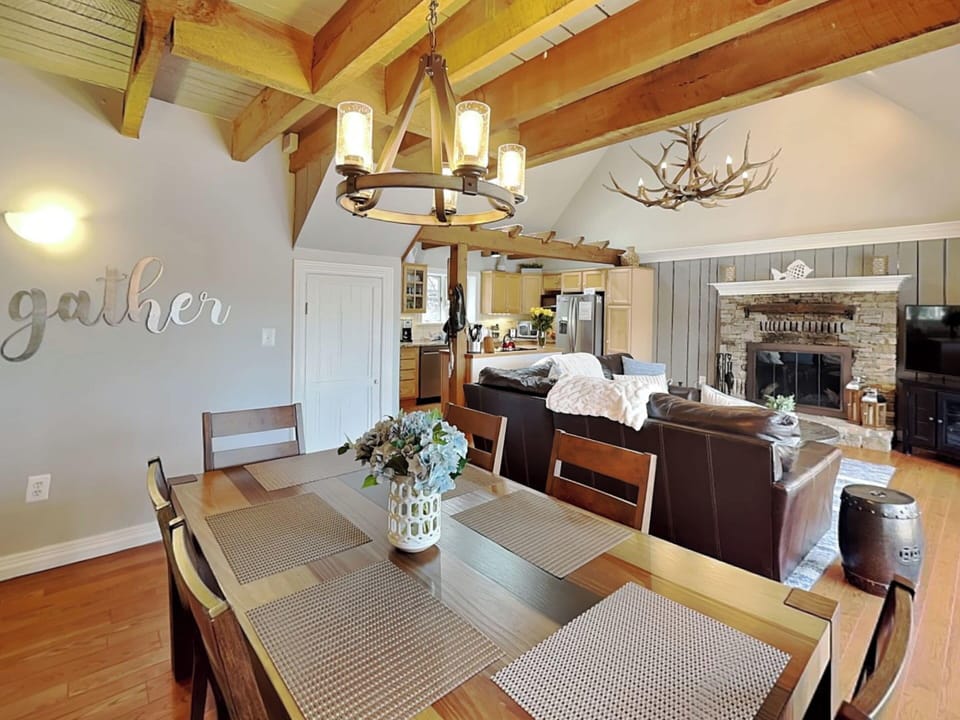 House (3 Bedrooms) | Property amenity