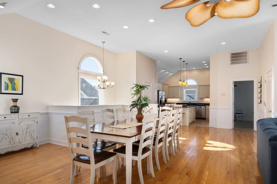 NH183: Phelps Brothers Too | TL Dining Area